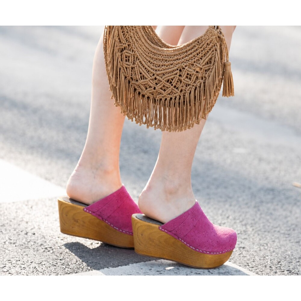 Sanita Platform Mule Clogs Womens 8-8.5 US 39 Pink Floral Suede Boho Sweden - Picture 2 of 16